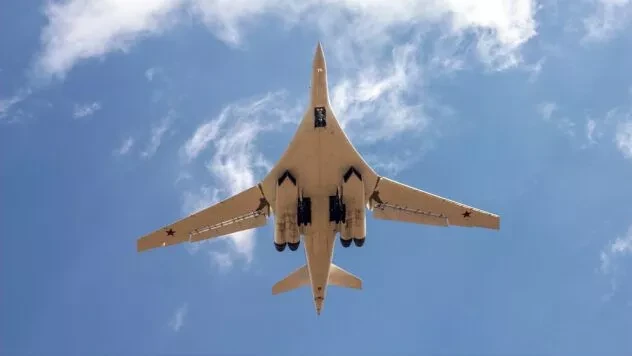Ту-160: які ракети несе, дальність польоту, ціна і технічні характеристики бомбардувальника